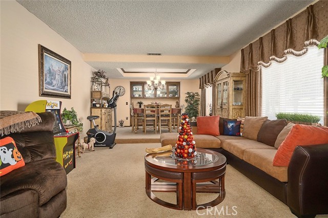 Detail Gallery Image 9 of 57 For 14545 Rincon Rd, Apple Valley,  CA 92307 - 3 Beds | 2/1 Baths