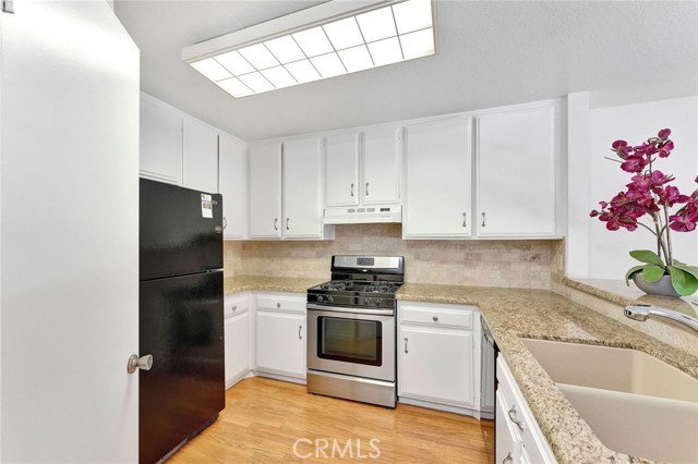 Image 3 of 29 For 22198 Cedar Pointe  1f