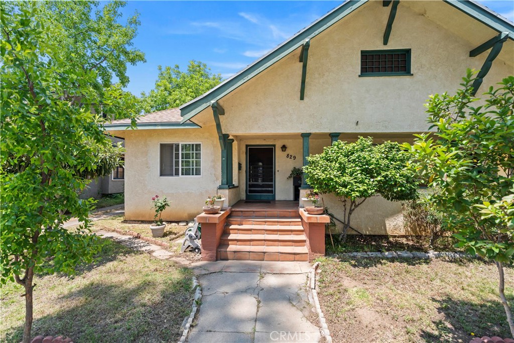 829 N Electric Avenue