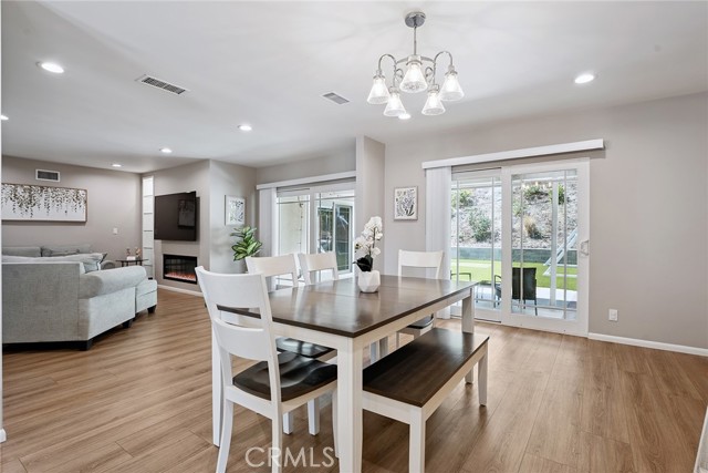 5929 Adler Avenue, Woodland Hills CA: https://media.crmls.org/medias/6d312452-a71d-4100-979e-8e53fab445b6.jpg