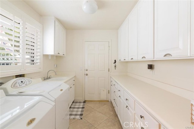 Detail Gallery Image 26 of 52 For 1802 Prince Albert Dr, Riverside,  CA 92507 - 2 Beds | 2 Baths