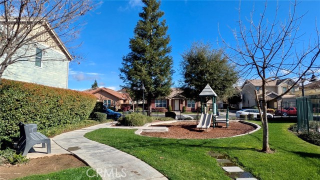 Detail Gallery Image 30 of 33 For 4361 W Artemisa, Fresno,  CA 93722 - 4 Beds | 2/1 Baths
