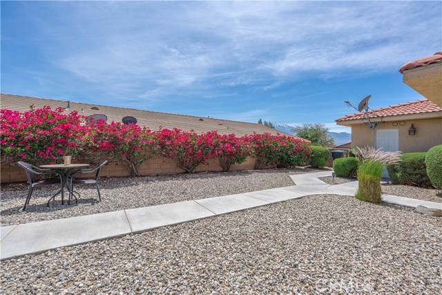Detail Gallery Image 6 of 39 For 13718 Luis Dr, Desert Hot Springs,  CA 92240 - – Beds | – Baths