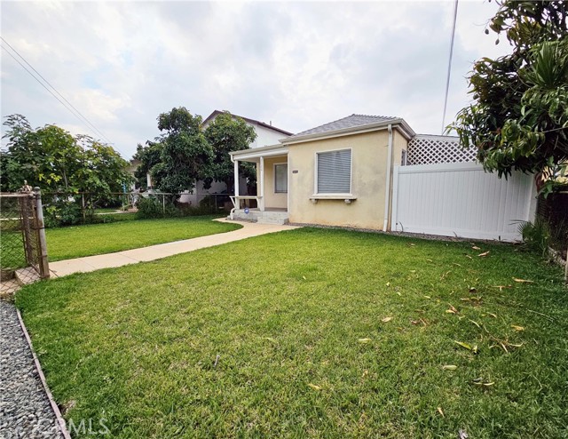 Detail Gallery Image 3 of 25 For 3726 Lee St, Los Angeles,  CA 90023 - 2 Beds | 1 Baths