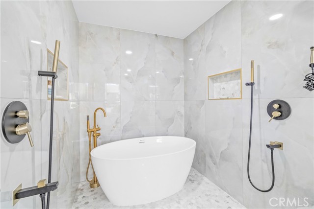 Detail Gallery Image 43 of 68 For 12361 Caravel, Cerritos,  CA 90703 - 5 Beds | 3 Baths