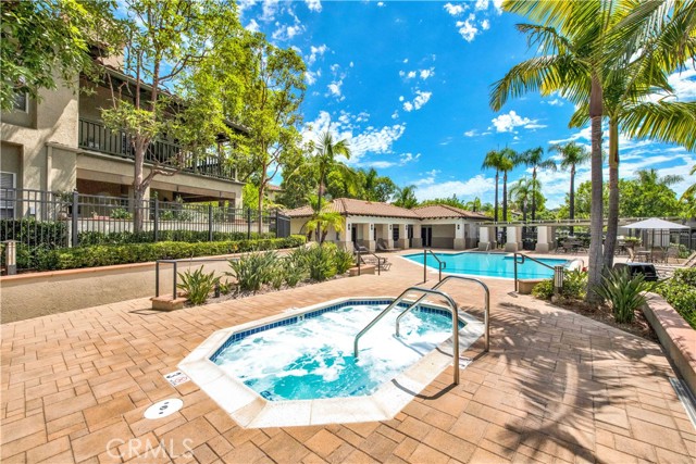 177 Via Contento, Rancho Santa Margarita, California 92688, 2 Bedrooms Bedrooms, ,2 BathroomsBathrooms,Residential Lease,For Rent,177 Via Contento,CROC25158669