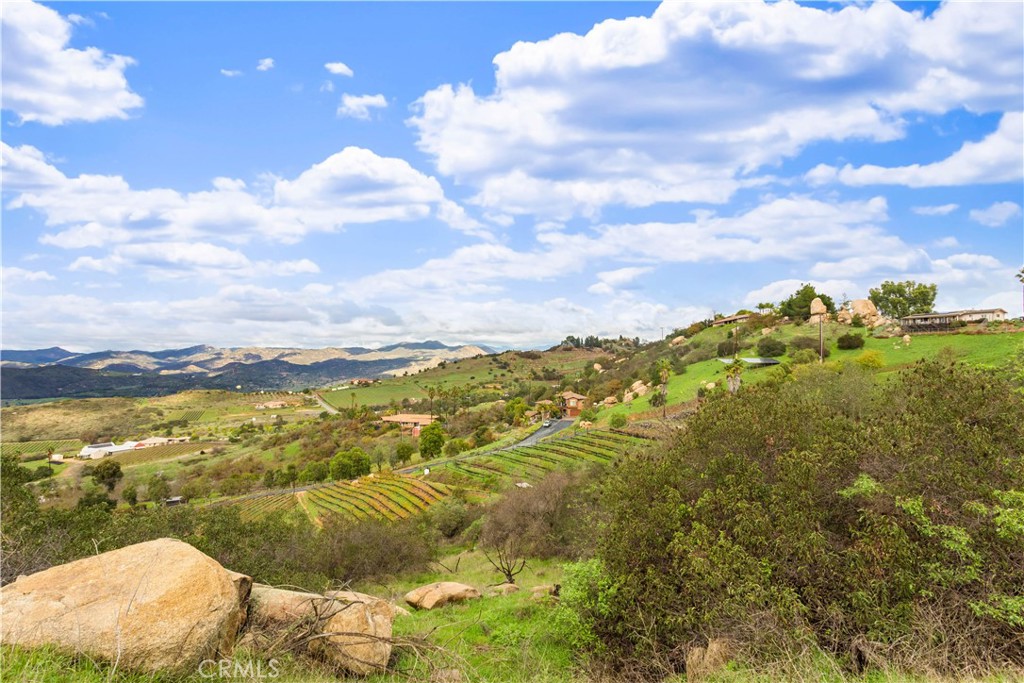 Highland Valley Escondido - photo 17