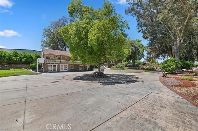 Detail Gallery Image 7 of 74 For 8180 Victoria Ave, Riverside,  CA 92504 - 4 Beds | 1/2 Baths