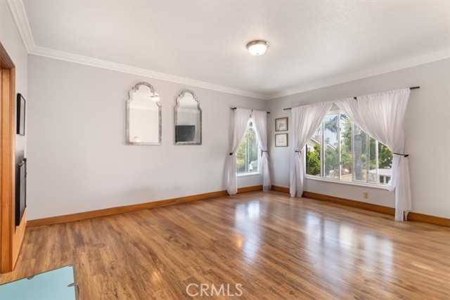 Detail Gallery Image 17 of 42 For 17182 Hillside Cir, Huntington Beach,  CA 92649 - 5 Beds | 4/1 Baths