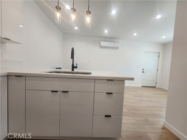 Detail Gallery Image 10 of 28 For 10940 Oxnard St #10942 1/2,  North Hollywood,  CA 91606 - 2 Beds | 1 Baths
