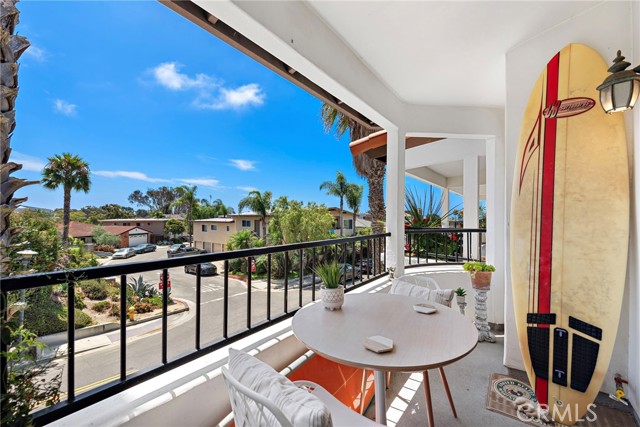 Detail Gallery Image 6 of 31 For 210 Avenida Montalvo #4,  San Clemente,  CA 92672 - 3 Beds | 2 Baths