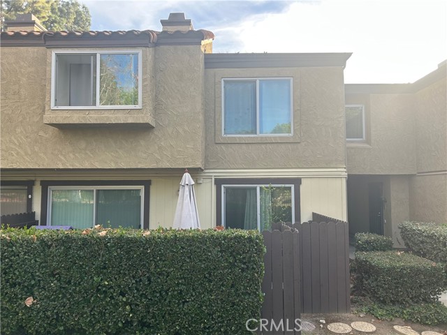 Front Image Thumbnail for CROC25253099