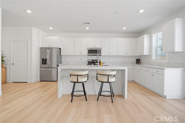 30310 Wild Oat Street, Murrieta CA: https://media.crmls.org/medias/6d35522a-75ed-401f-9006-b30140a3f976.jpg