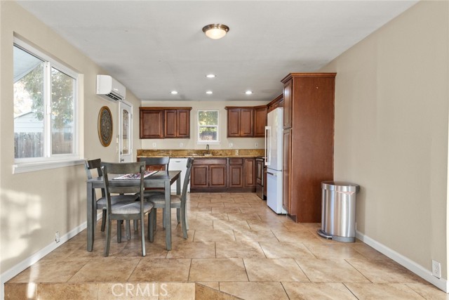 Detail Gallery Image 3 of 28 For 9364 Holland Ave, Durham,  CA 95938 - 3 Beds | 2 Baths