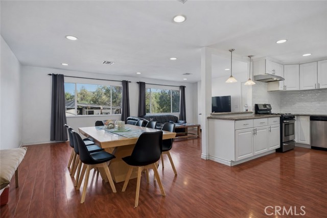 Detail Gallery Image 5 of 21 For 23777 Mulholland Hwy #203,  Calabasas,  CA 91302 - 3 Beds | 2 Baths