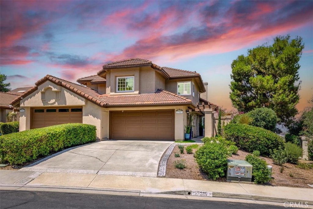 MLS #OC25181246 image #1