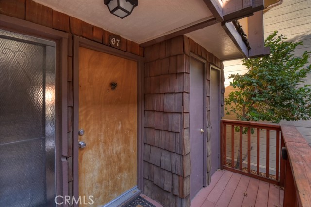 Detail Gallery Image 4 of 36 For 861 Thrush, Big Bear Lake,  CA 92315 - 3 Beds | 2 Baths