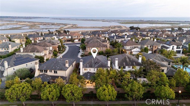 4901 Orleans Drive, Huntington Beach CA: https://media.crmls.org/medias/6d37a05b-7f71-4ccf-a06f-079b92004af7.jpg