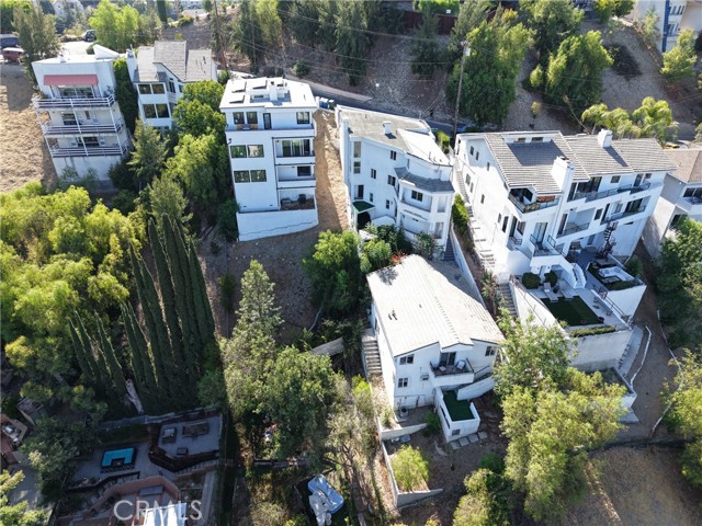 5220 Medina Road, Woodland Hills CA: https://media.crmls.org/medias/6d37d663-7c8c-444f-a7dd-21644dae4970.jpg