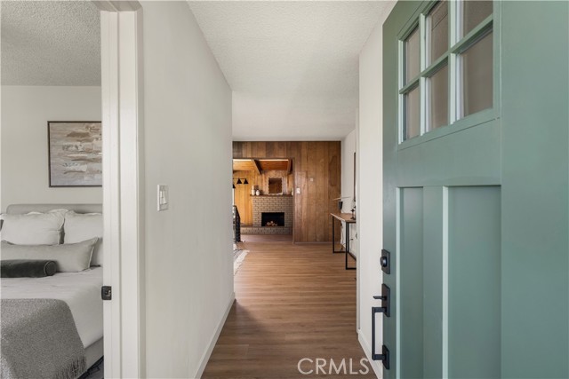 Detail Gallery Image 3 of 19 For 6102 Charlwood St, Lakewood,  CA 90713 - 4 Beds | 2 Baths
