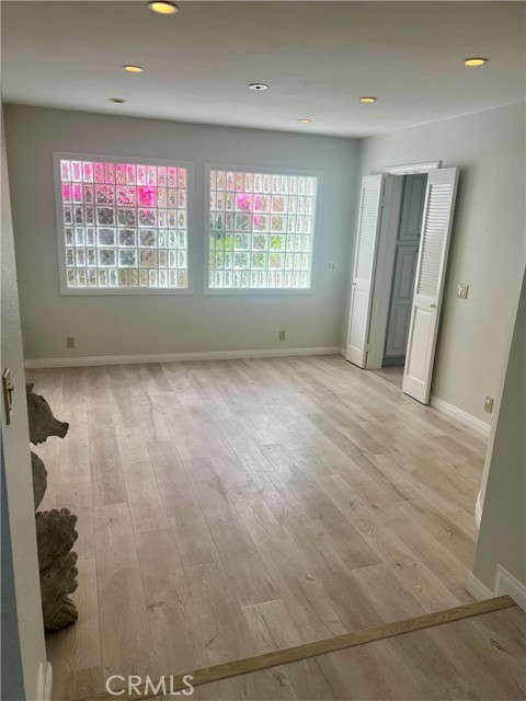 Detail Gallery Image 19 of 26 For 5018 Evanwood Ave, Oak Park,  CA 91377 - 4 Beds | 2/1 Baths