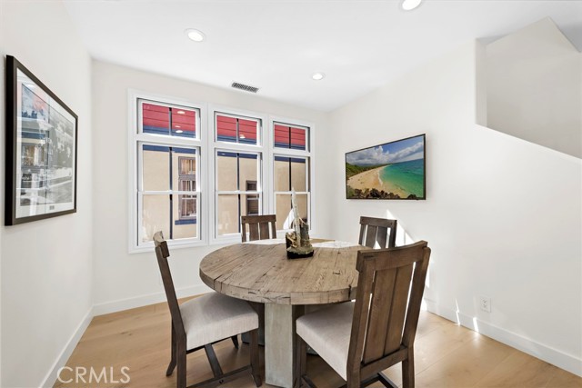 Detail Gallery Image 11 of 26 For 2534 Bungalow Pl #87,  Corona Del Mar,  CA 92625 - 3 Beds | 2/1 Baths