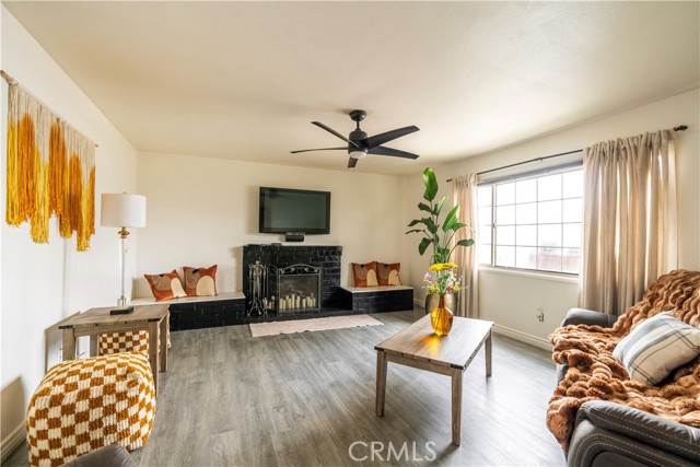 Detail Gallery Image 9 of 40 For 19264 Casmalia St, Rialto,  CA 92377 - 3 Beds | 2 Baths