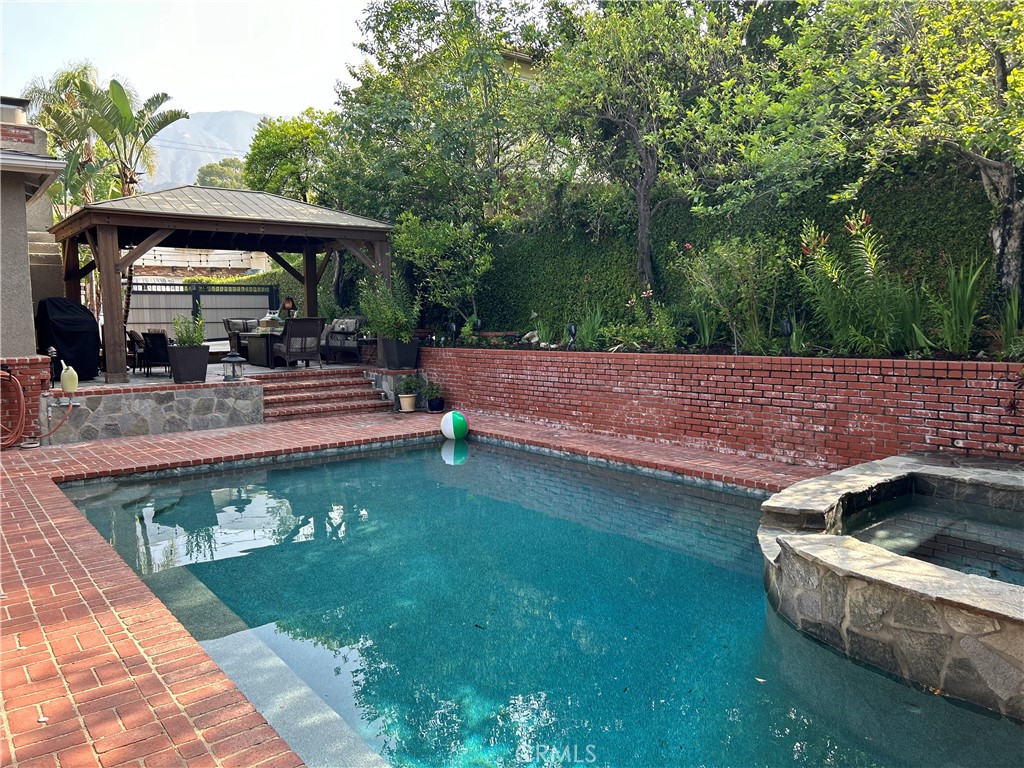 2410 W Cinco Casitas Lane