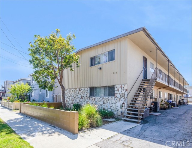 1344 W 225th Street, Torrance CA: https://media.crmls.org/medias/6d3a7505-dcc0-4bd0-be65-a75ded0d15af.jpg