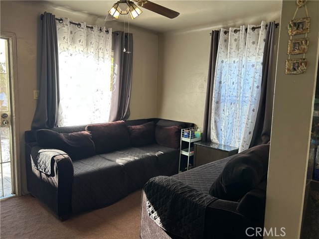 Detail Gallery Image 5 of 19 For 2011 E Elizabeth, Compton,  CA 90221 - 2 Beds | 1 Baths