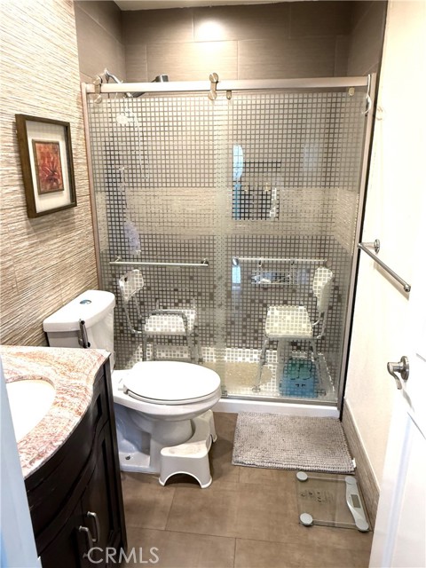 Detail Gallery Image 21 of 27 For 5156 Campo, Woodland Hills,  CA 91364 - 4 Beds | 4 Baths