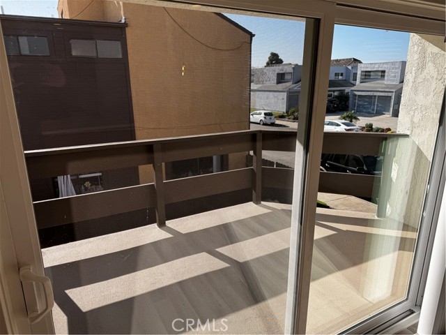 Detail Gallery Image 4 of 24 For 16582 Jib Cir #4,  Huntington Beach,  CA 92649 - 1 Beds | 1 Baths