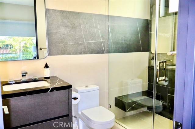 6430 Drexel AVE, Los Angeles CA: https://media.crmls.org/medias/6d3c9591-ce0a-472f-8570-4d517b7aa369.jpg