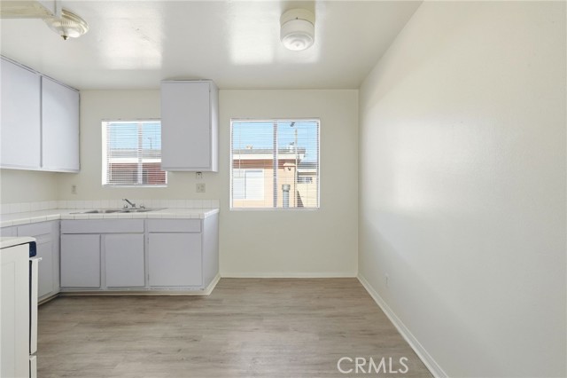 Detail Gallery Image 22 of 32 For 826 Gaviota, Long Beach,  CA 90813 - – Beds | – Baths