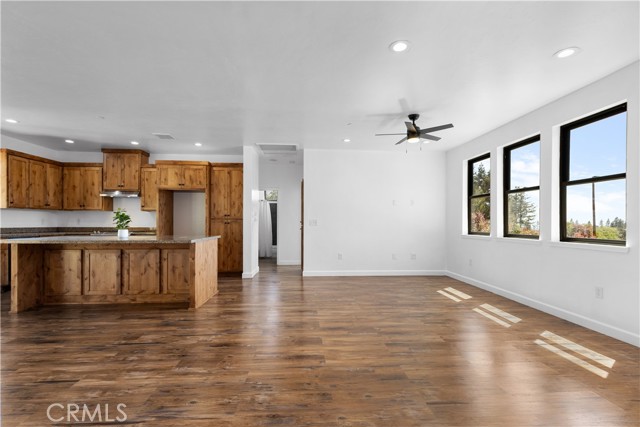 Detail Gallery Image 6 of 33 For 6010 Sunny Ln, Paradise,  CA 95969 - 3 Beds | 2 Baths