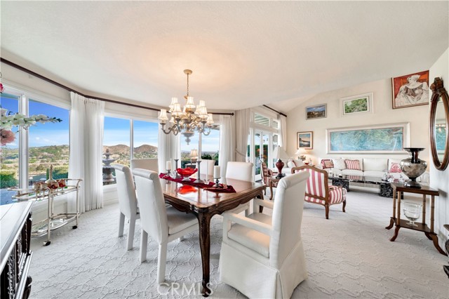Detail Gallery Image 7 of 34 For 5504 E Crest De Ville Ave, Orange,  CA 92867 - 3 Beds | 2/1 Baths