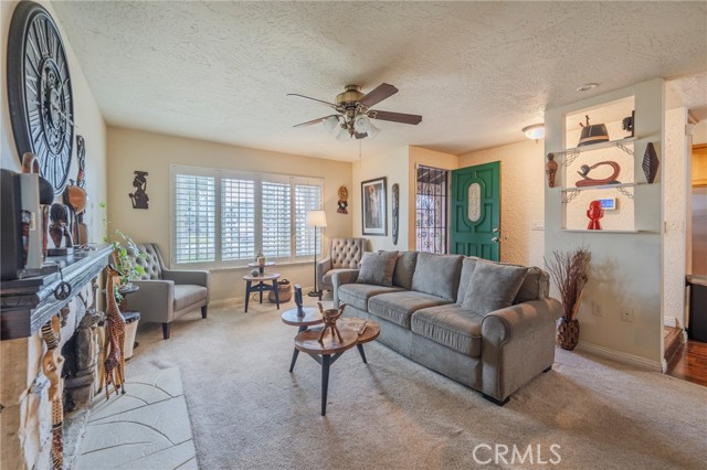 Detail Gallery Image 12 of 45 For 2219 S Elderberry Ave, Ontario,  CA 91762 - 4 Beds | 2 Baths