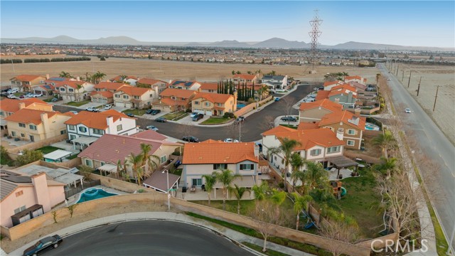 Image 5 of 56 For 14930 Catania Way