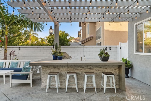 12 La Perla, Lake Forest CA: https://media.crmls.org/medias/6d3ee158-a6a8-45e8-823e-6e56c0c557c9.jpg