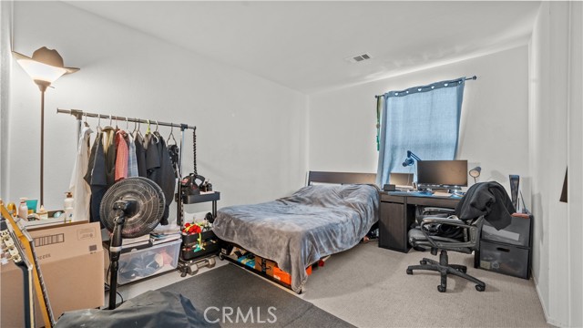 Detail Gallery Image 15 of 18 For 15979 Shawnee, Victorville,  CA 92394 - 4 Beds | 2/1 Baths