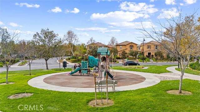 7169 Logsdon Drive, Eastvale CA: https://media.crmls.org/medias/6d409d7a-ad97-440d-aef9-af739b65810d.jpg