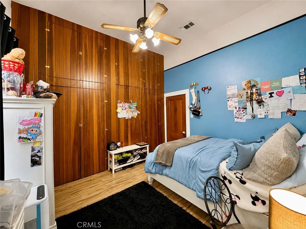 https://media.crmls.org/medias/6d40a656-a2e9-4ecd-997c-02f422484c34.jpg?preset=X-Large