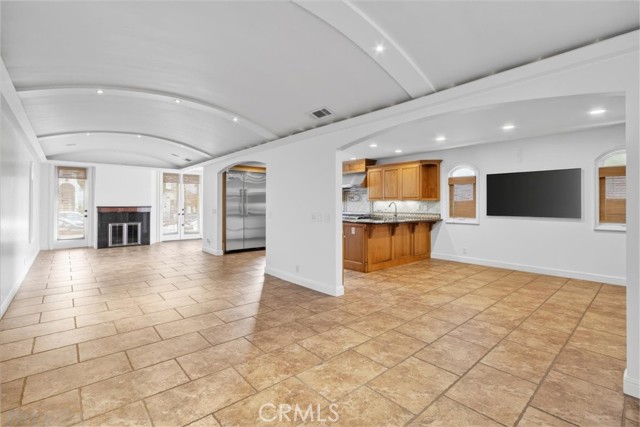 Detail Gallery Image 15 of 75 For 5580 E Saint Irmo Walk, Long Beach,  CA 90803 - 3 Beds | 2/1 Baths