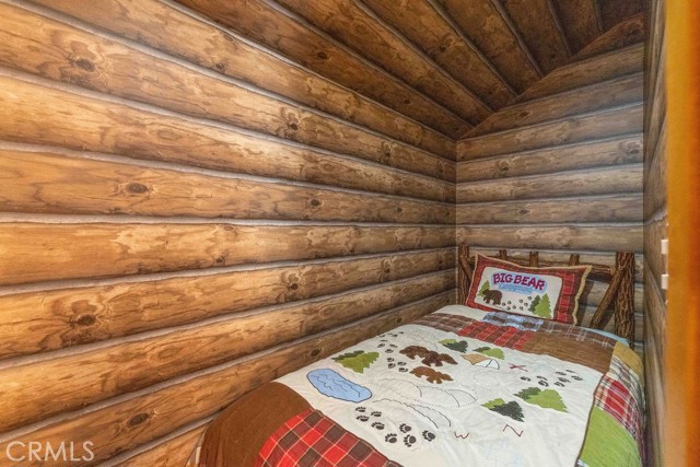 625 Cedar Glen Drive, Big Bear City CA: https://media.crmls.org/medias/6d44b2dc-04e9-4d6b-88c9-579ee26c8364.jpg