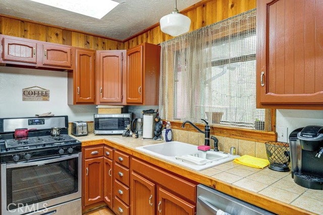 Image 33 of 43 For 2216 St Bernard