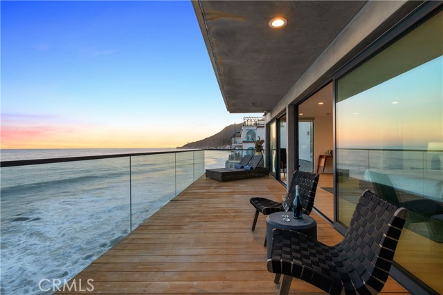 18980 Pacific Coast # 2, Malibu, California 90265, 4 Bedrooms Bedrooms, ,4 BathroomsBathrooms,Residential Lease,For Rent,18980 Pacific Coast # 2,CRSR23133928