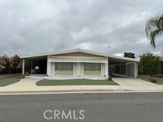 Detail Gallery Image 1 of 10 For 1082 via Del Mesa, Hemet,  CA 92543 - 2 Beds | 2 Baths