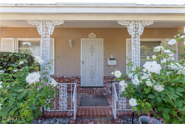 3139 Chestnut Avenue, Long Beach CA: https://media.crmls.org/medias/6d486551-07bf-4091-a8b6-f0f5f9122234.jpg