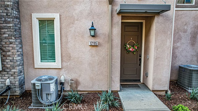 Detail Gallery Image 1 of 11 For 12195 Chorus Dr, Rancho Cucamonga,  CA 91739 - 2 Beds | 2/1 Baths
