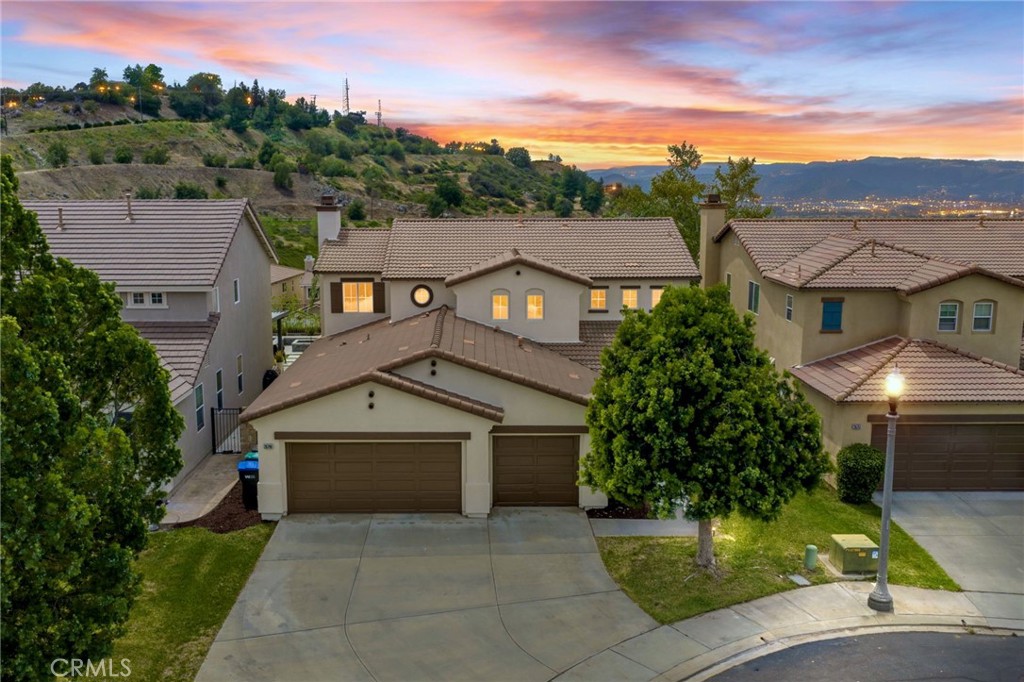 26748 Lemon Grass Way